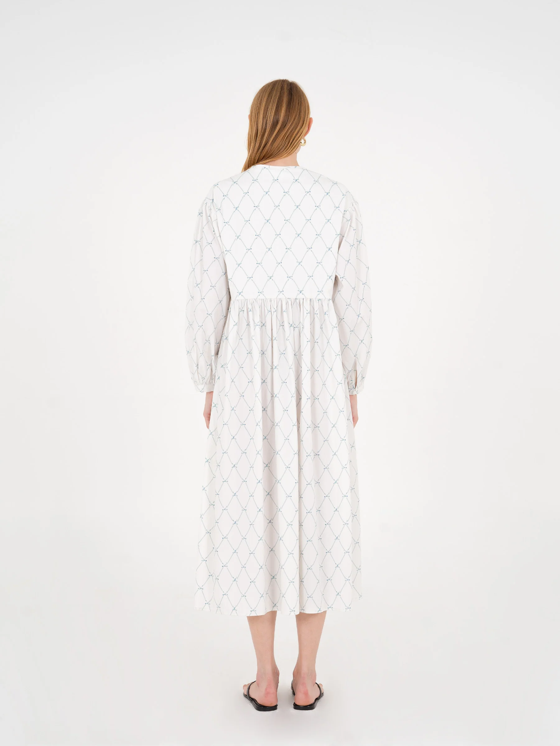 Cityscape White Bow-Printed Dress - Image 4
