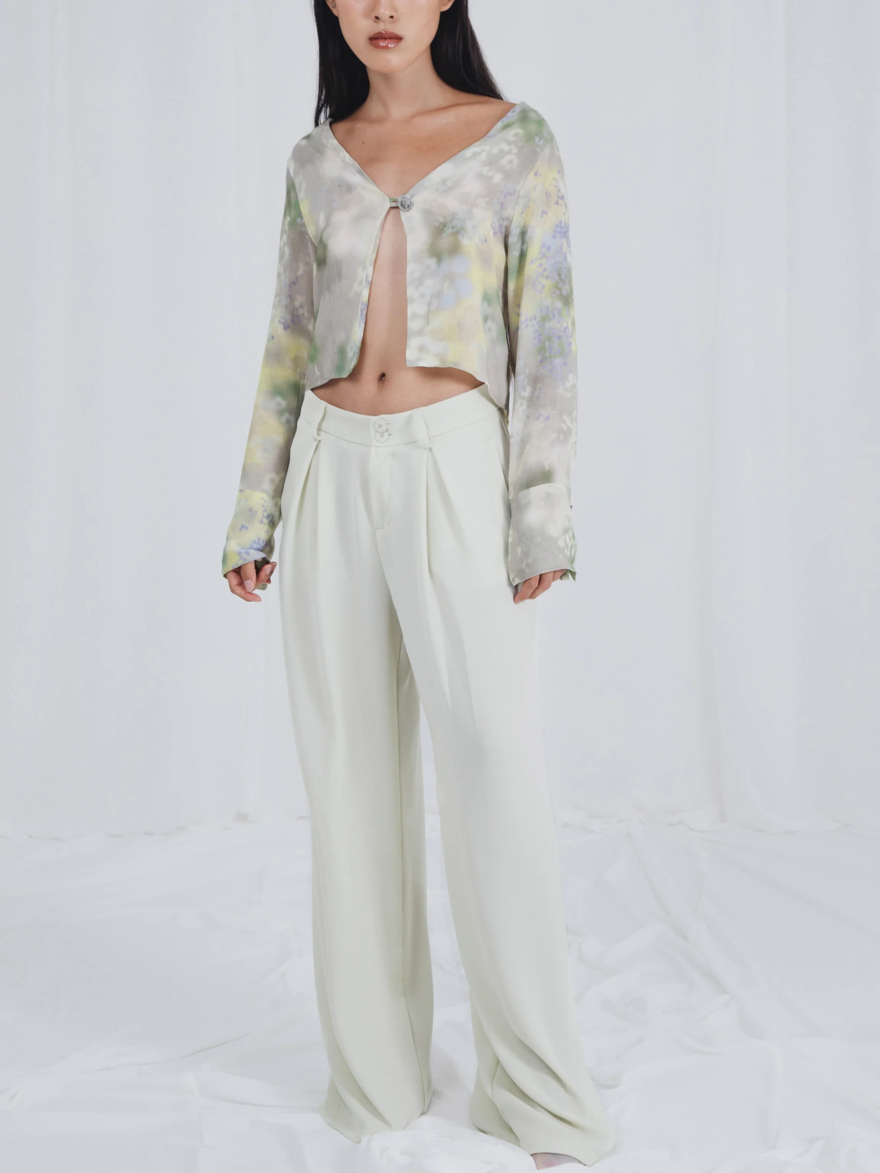 Illusory pants - Image 5